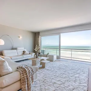 https://apartment-with-stunning-sea-view-in-middelkerke.ostend-hotel.net