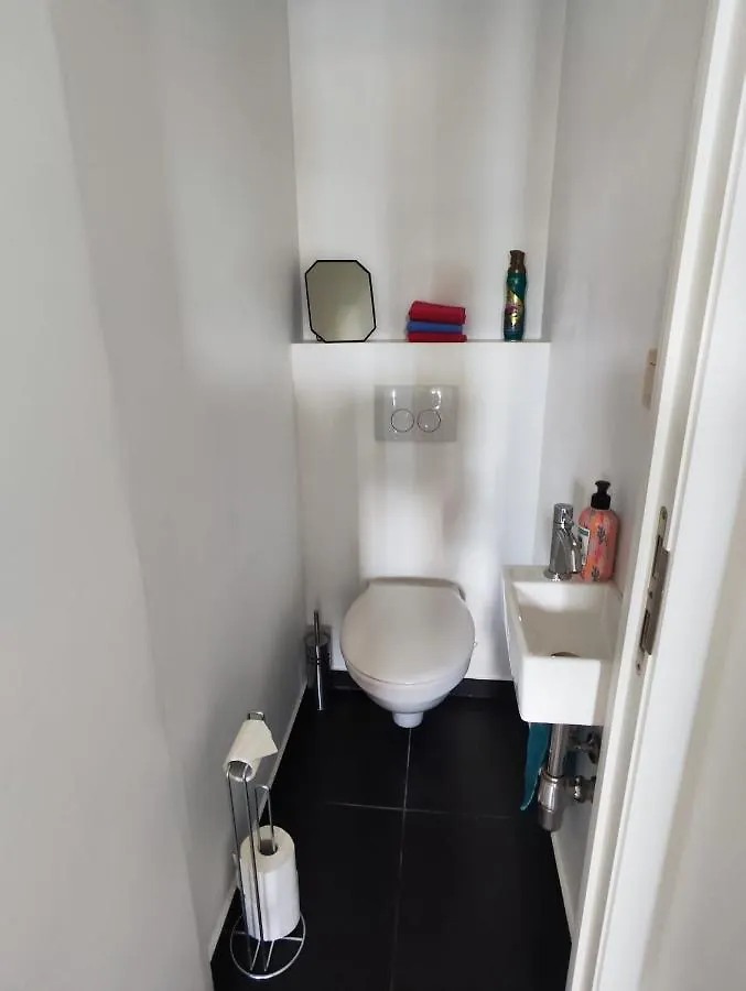 Gezellig Appartement Op Het Bruisende Zuid. Αμβέρσα 0*,